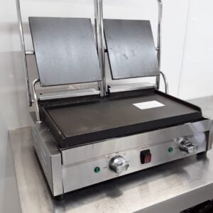 New B Grade Buffalo DY998 Contact Panini Grill For Sale