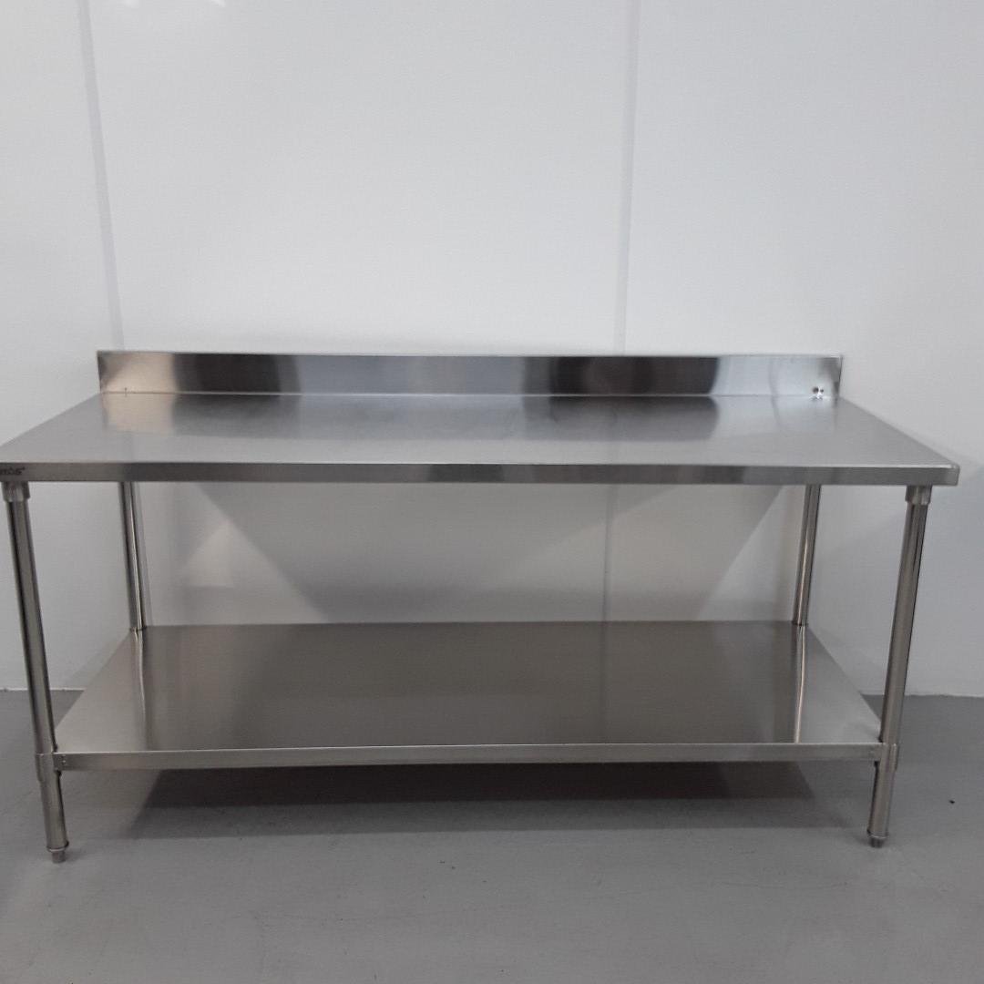 Ex Demo Imettos  Stainless Table For Sale