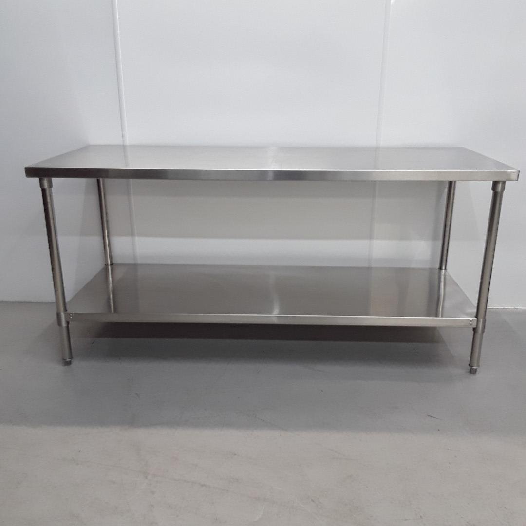 Ex Demo Imettos  Stainless Table For Sale