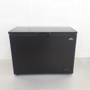 New B Grade Nisbets Essentials Chest Freezer 282 Litre DA536