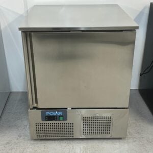 New B Grade Polar UA010 Undercounter Fridge 140Ltr For Sale