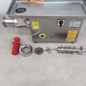 New B Grade Bosfor UKM-32 Meat Mincer 32kg For Sale
