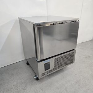 New B Grade Polar Blast Chiller/Freezer with Touchscreen Controller 18/14kg UA015