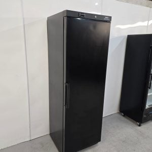 New B Grade Nisbets Essentials Upright Fridge Black 400 Litre JB198