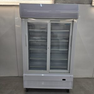 New B Grade Polar Upright Display Cooler with Light Box 950 Litre with Sliding Doors GE581