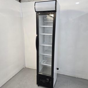 New B Grade Tefcold Single Slimline Glass Door Merchandiser Fridge 182 Litre FSC175H