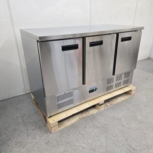 New B Grade Polar Stainless Triple Door Counter Fridge 368 Litre G622