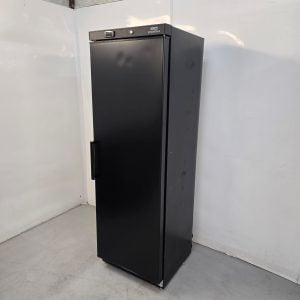 New B Grade Nisbets Essentials Single Upright Refrigerator Black 400 Litre JB198