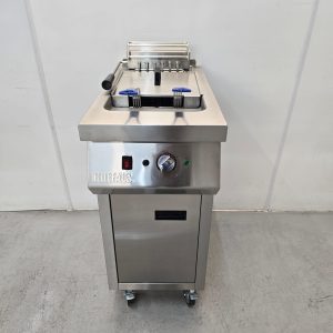 New B Grade Buffalo Free Standing Single Tank Electric Fryer 20 Litre HU198
