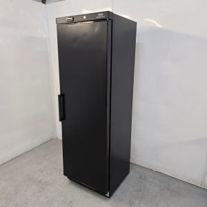 New B Grade Nisbets Essentials Single Door Upright Fridge Black 400 Litre JB198