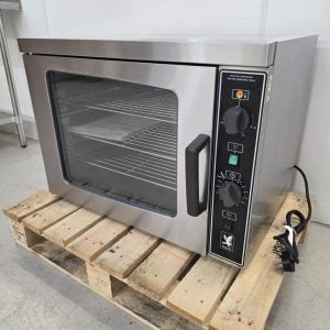 New B Grade Falcon Convection Oven 2.65kW Capacity 6x 1/1 GN CF745