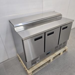 New B Grade Polar Stainless 3 Door Pizza Prep Counter Fridge 390 Litre G605