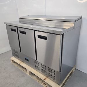New B Grade Polar Pizza Prep Counter Fridge 390 Litre G605